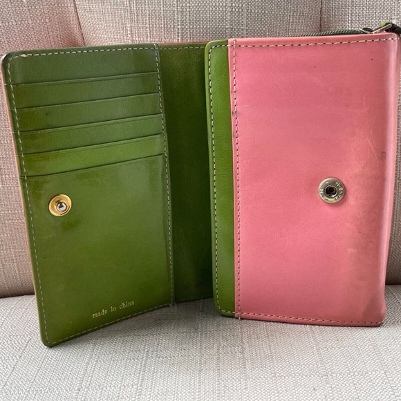 kate spade Handbags - Kate Spade Women Wallet Pink/Green Leather Clutch Wrislet Card holder Purse